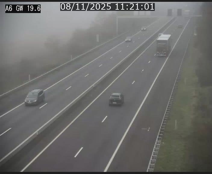 Traffic live webcam Luxembourg - Steinfort - A6 - BK 19.6 - direction Belgique