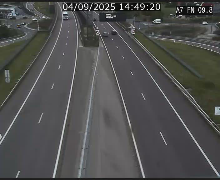 Caméra trafic Luxembourg - A7, Tunnel Gousselerbierg, sortie sud, direction rond-point Lorentzweiler (BK 9.9)