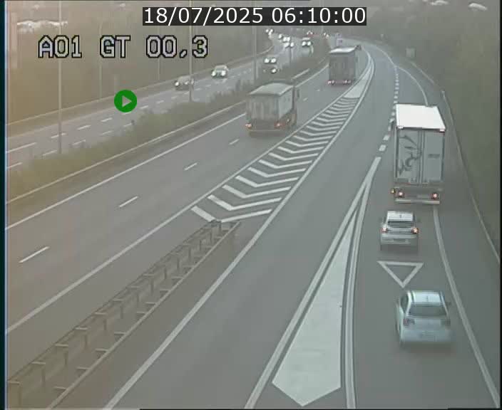 Traffic live webcam Luxembourg Croix de Gasperich - A1 direction Kirchberg - BK 0.3