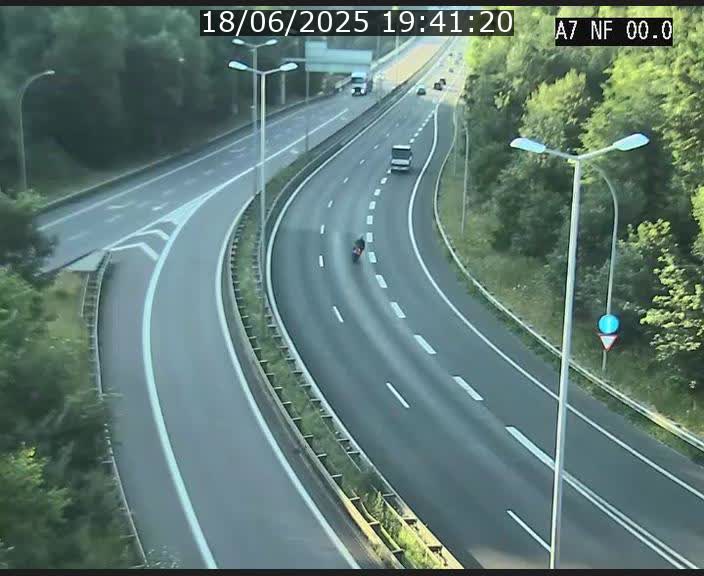 Caméra autoroute Luxembourg A7 - Echangeur A1/A7 Grünewald direction Tunnel Stafelter
