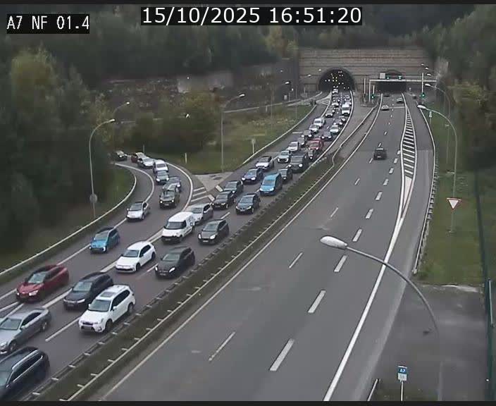 Caméra autoroute Luxembourg A7 - Echangeur Waldhaff - direction Tunnel Stafelter