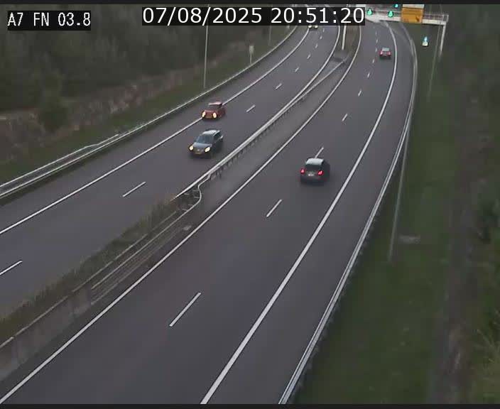 Caméra autoroute Luxembourg A7 - Passage à gibier Rëngelbour - direction Tunnel Stafelter