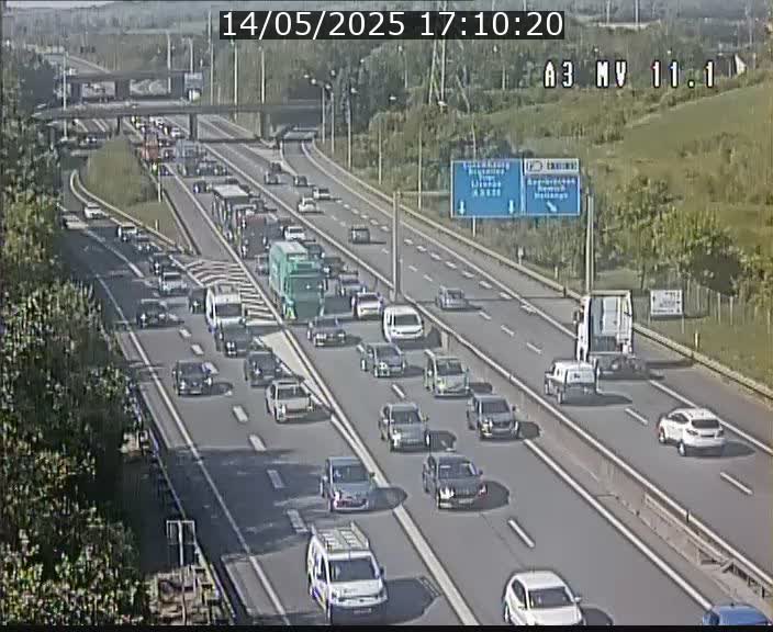 Traffic live webcam Luxembourg Croix de Bettembourg A3 - BK 11.1 - direction Luxembourg-ville