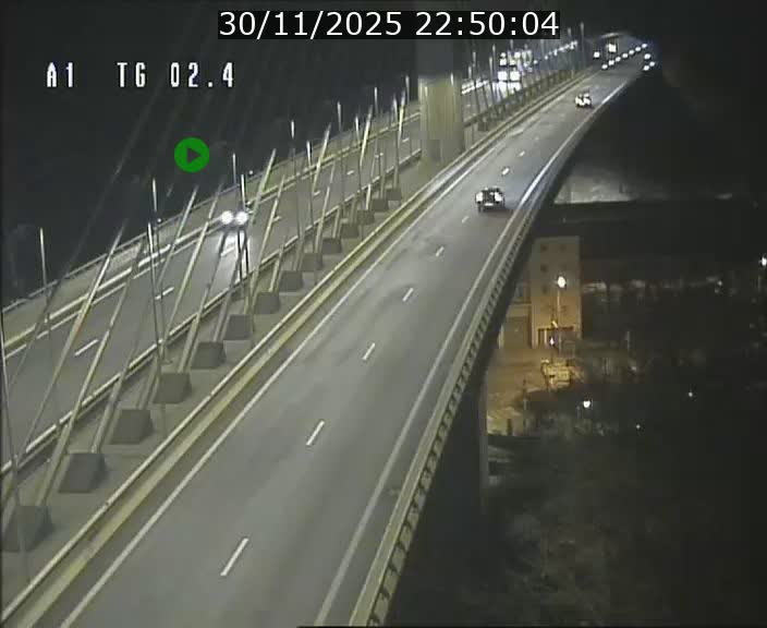 Traffic live webcam Luxembourg Sandweiler - A1 direction Luxembourg-ville - BK 2.4