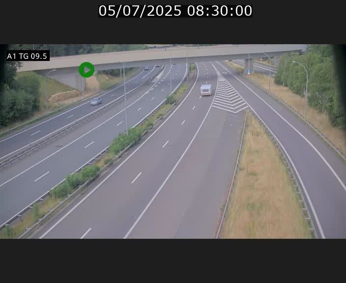 Traffic live webcam Luxembourg Jonction Grünewald - A1 direction Luxembourg-ville - BK 9.5