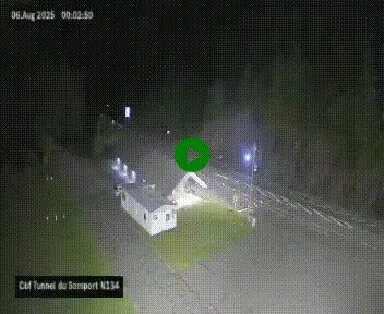 Webcam à l'entrée du tunnel du Somport, côté français, sur la N134, dans les Pyrénées, en direction de l'Espagne, à 1116 mètres d'altitude