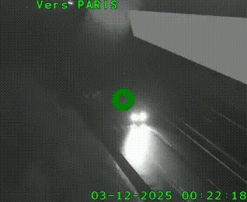 Caméra routière sur l'autoroute A20 à Saint-Pardoux-l'Ortigier, à la jonction avec l'A89. Vue orientée vers Paris