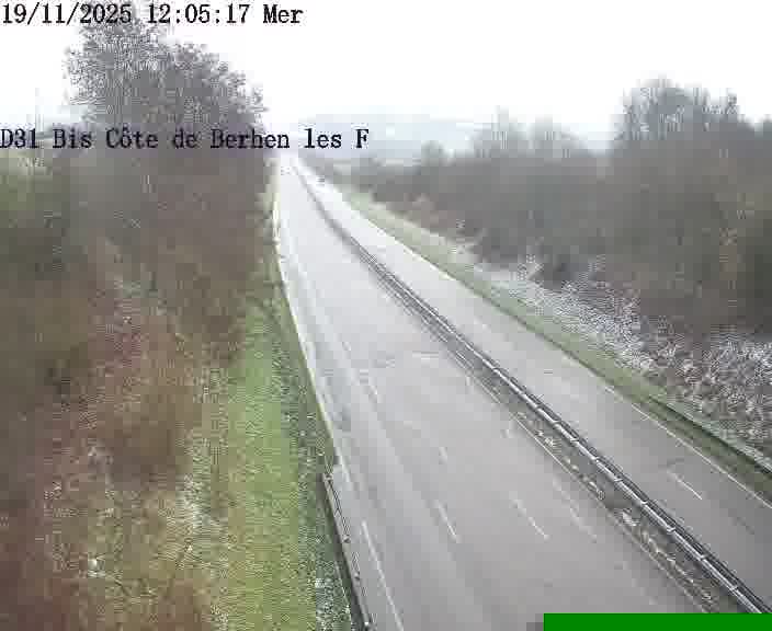 Webcam de surveillance sur D31bis (France) à Behren-lès-Forbach, cadrée vers Sarreguemines, proposant une information routière utile aux déplacements quotidiens.