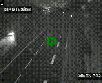 Webcam routière à hauteur de Bois-Guillaume en périphérie de Rouen. Vue orientée vers Rouen