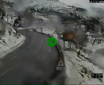Webcam au carrefour de la croisade, à la jonction entre la N22 et la N320, avant le poste de douane franco-andorrane. Webcam à 1790 mètres d'altitude