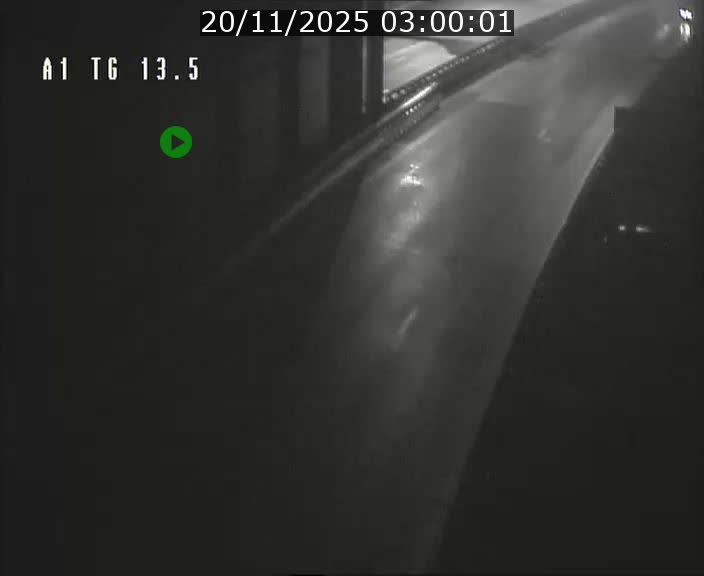 Traffic live webcam Luxembourg Senningen - A1 direction Luxembourg - BK 13.5