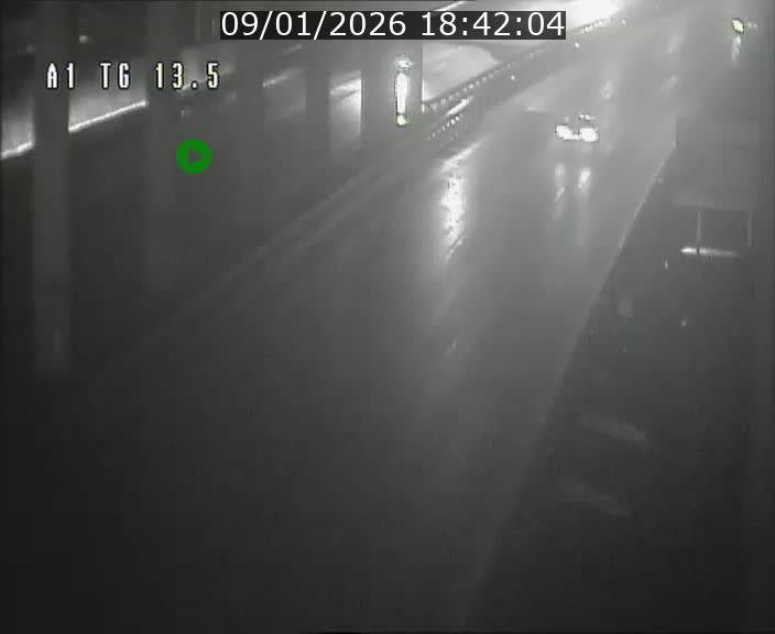 Traffic live webcam Luxembourg Senningen - A1 direction Luxembourg - BK 13.5