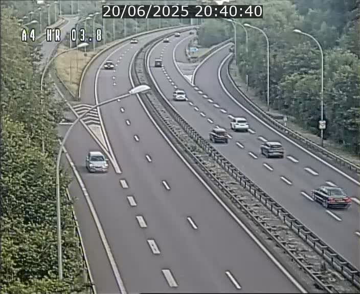 Webcam traffic A4 Luxembourg - BK 3.8 - Leudelange (direction Esch sur Alzette)