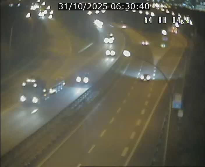 Traffic live webcam Luxembourg Leudelange - A4 - BK 4.9 - direction Luxembourg