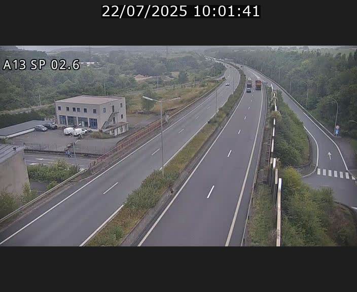 Traffic live webcam Luxembourg Sanem - A13 direction Pétange - BK 2.6