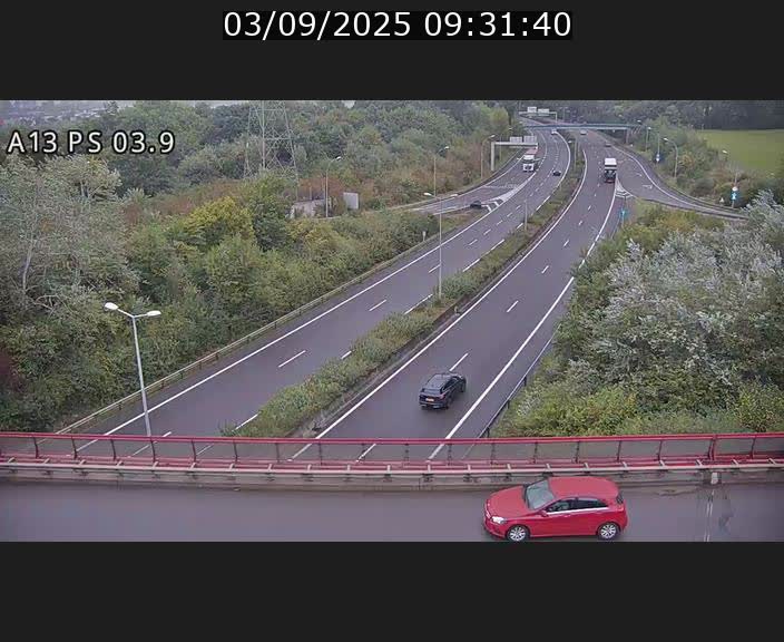 Traffic live webcam Luxembourg Differdange - A13 direction Esch-sur-Alzette - BK 3.9