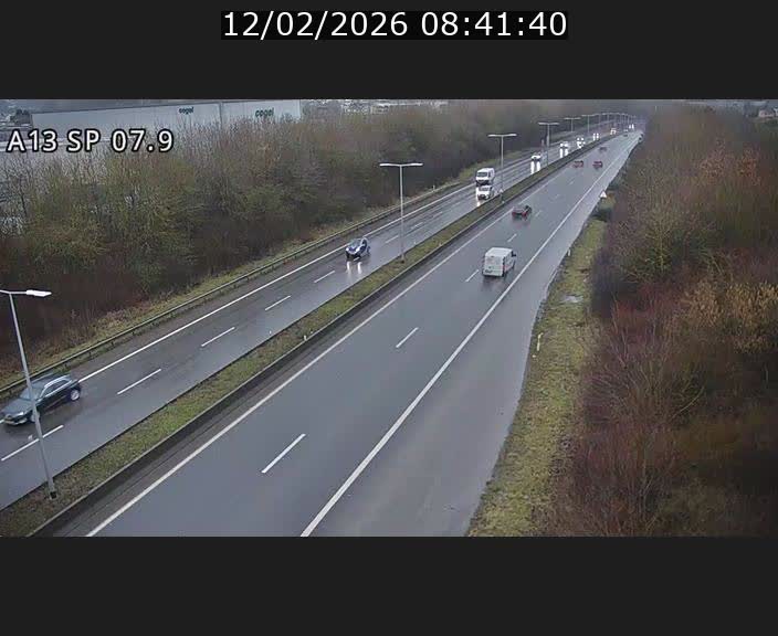 Traffic live webcam Luxembourg Jonction Lankelz - A13 direction Pétange - BK 7.9