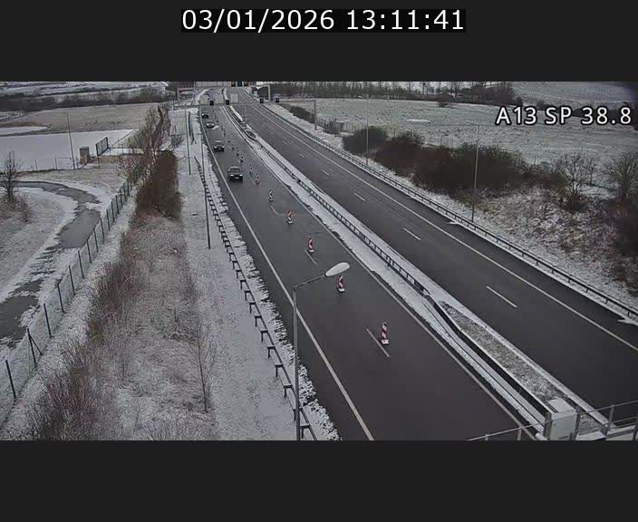 Webcam autoroute A13 à l'entrée ouest du tunnel Markusbierg à Schengen. Vue orientée vers le tunnel et l'Allemagne