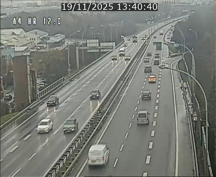 Traffic live webcam Luxembourg Jonction Foetz - A4 - BK 12.0 - direction Esch sur Alzette