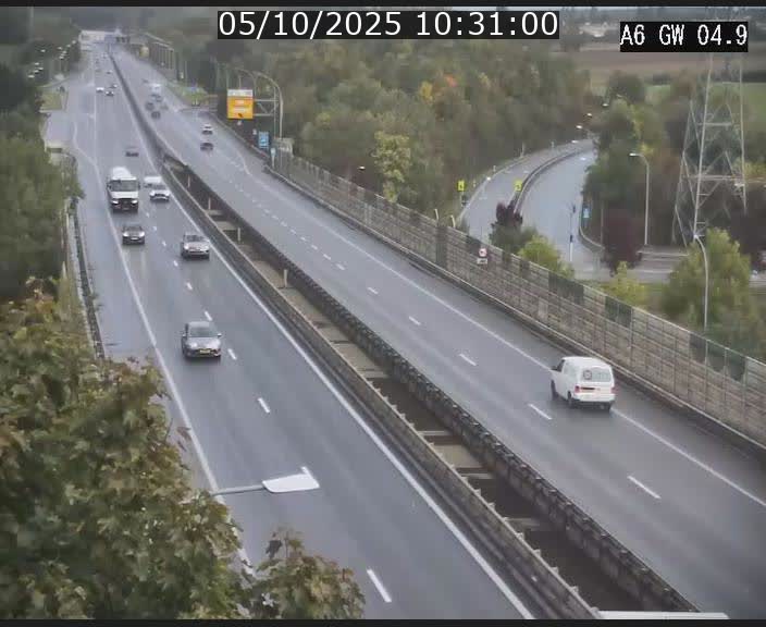 Traffic live webcam Luxembourg Croix de Cessange - A6 - BK 4.9 - direction Belgique