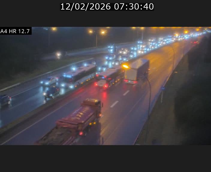 Traffic live webcam Luxembourg Esch sur Alzette - A4 - BK 12.7 - direction Esch-Belval