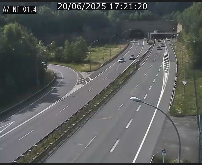 Caméra autoroute Luxembourg A7 - Echangeur Waldhaff - direction Tunnel Stafelter