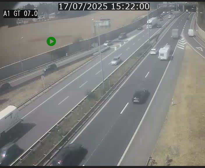 Traffic live webcam Luxembourg Cents - A1 direction Kirchberg - BK 7