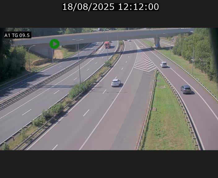 Traffic live webcam Luxembourg Jonction Grünewald - A1 direction Luxembourg-ville - BK 9.5