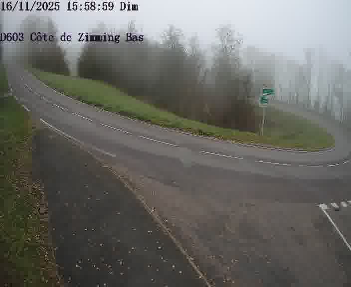 Webcam sur la D603 située dans la Côté de Zimming-bas, dans le virage en demi-tour, à la jonction avec la D74