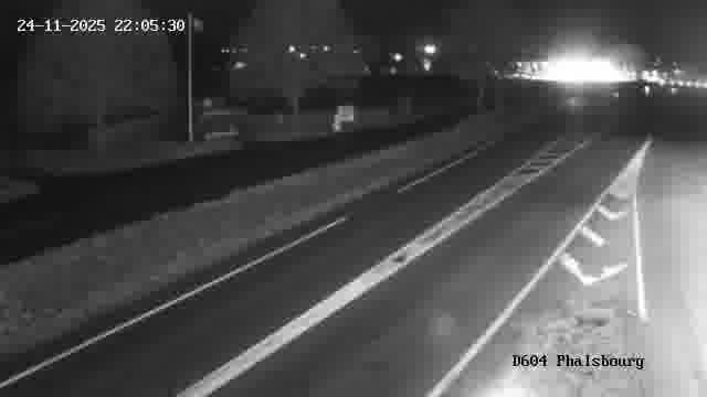 Webcam de surveillance sur D604 (France) à Phalsbourg, cadrée vers Phalsbourg, proposant une information routière utile aux déplacements quotidiens.