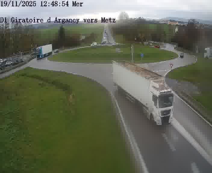 Webcam installée le long de D1 (France) à Argancy, pointée vers Metz, utile pour suivre précisément les conditions de trafic.