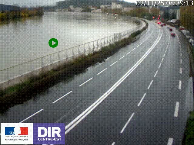 Webcam sur le quai Parjot à Vienne, aux Portes de Lyon, sur la Nationale 7, à la jonction avec le boulevard du Rhône-nord (D1407), caméra orientée vers Lyon