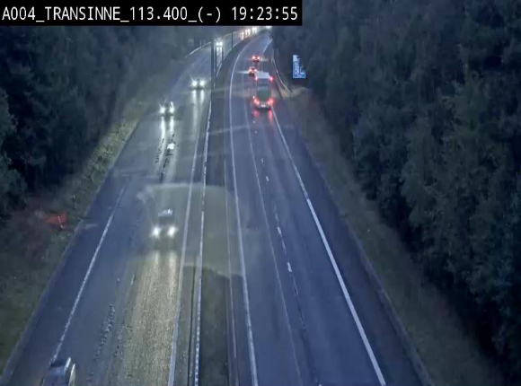 Caméra trafic E411 (A4) - Transinne direction Namur - BK 113.425
