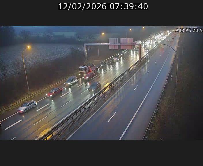 Traffic live webcam Luxembourg Croix de Bettembourg, rond-point d'Hellange - A13 direction Allemagne - BK 20.9