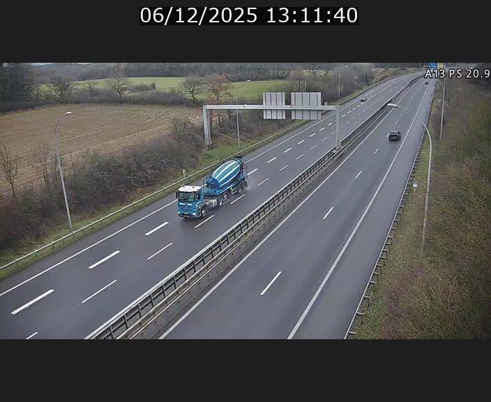 Traffic live webcam Luxembourg Croix de Bettembourg, rond-point d'Hellange - A13 direction Allemagne - BK 20.9