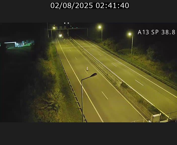 Webcam autoroute A13 à l'entrée ouest du tunnel Markusbierg à Schengen. Vue orientée vers le tunnel et l'Allemagne