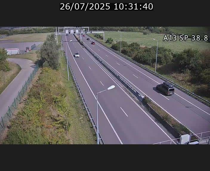 Webcam autoroute A13 à l'entrée ouest du tunnel Markusbierg à Schengen. Vue orientée vers le tunnel et l'Allemagne