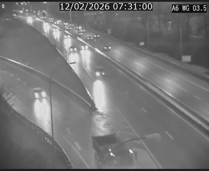 Traffic live webcam Luxembourg - Croix de Cessange - A6 - BK 3.5 - direction France/Allemagne