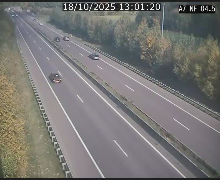 Caméra autoroute Luxembourg A7 - Passage à gibier Rëngelbour - direction Tunnel Grouft