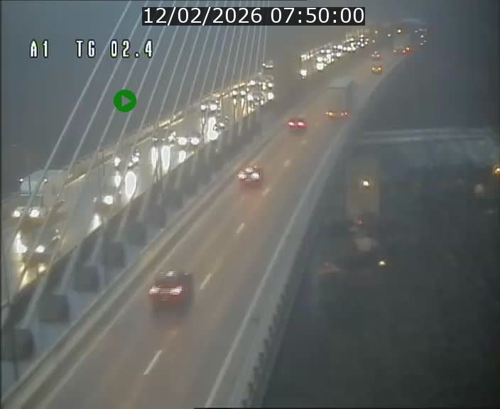 Traffic live webcam Luxembourg Sandweiler - A1 direction Luxembourg-ville - BK 2.4