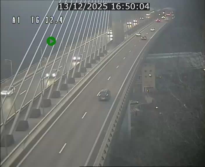 Traffic live webcam Luxembourg Sandweiler - A1 direction Luxembourg-ville - BK 2.4