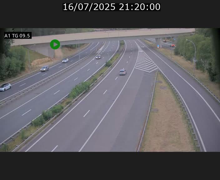 Traffic live webcam Luxembourg Jonction Grünewald - A1 direction Luxembourg-ville - BK 9.5