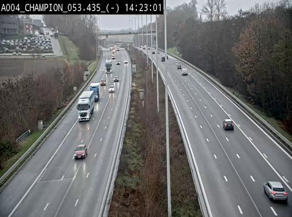 Webcam E411 à Champion, à proximité de Namur. Vue orientée vers Bruxelles