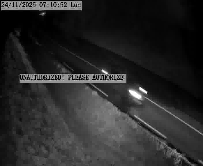 Webcam installée le long de D955 (France) à Amelécourt, pointée vers Metz, utile pour suivre précisément les conditions de trafic.