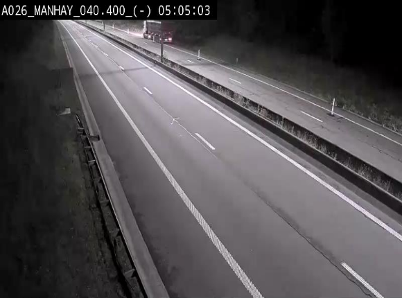 Webcam autoroute A26/E25 à hauteur de Manhay, après la jonction avec la N651 en direction de Liège - BK 40.4