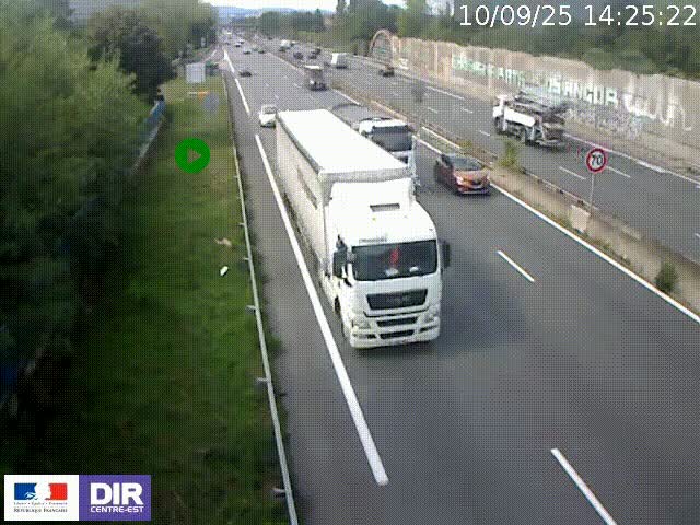 Webcam à Bron sur l'A43 à la jonction avec le boulevard périphérique de Lyon (D383). Vue orientée vers Lyon