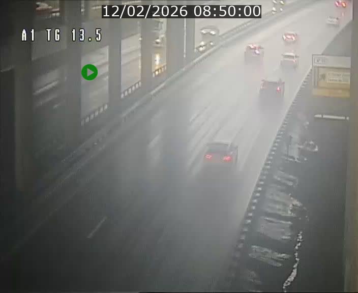 Traffic live webcam Luxembourg Senningen - A1 direction Luxembourg - BK 13.5