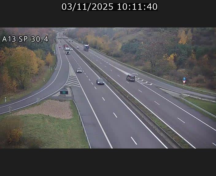 Traffic live webcam Luxembourg Altwies - A13 direction Luxembourg-ville - BK 30.4