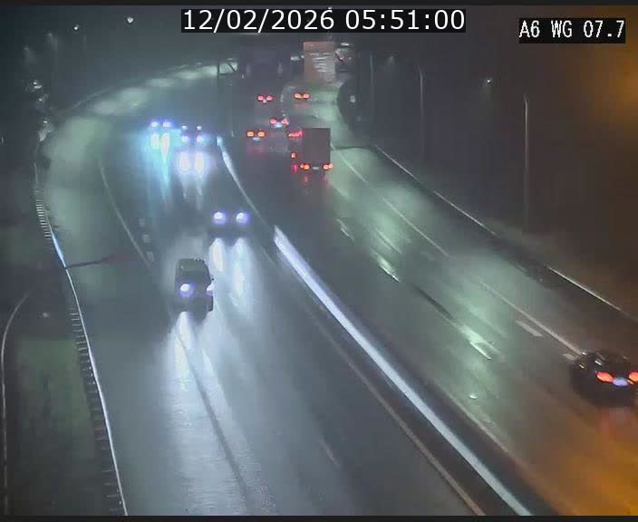 Traffic live webcam Luxembourg - Bridel - A6 - BK 7.7 - direction Belgique