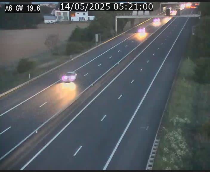 Traffic live webcam Luxembourg - Steinfort - A6 - BK 19.6 - direction Belgique